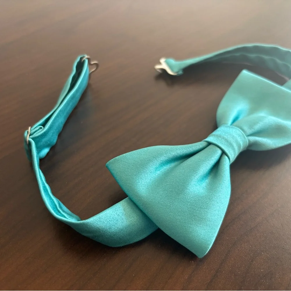 NEW 7 Men’s Adjustable Clip On Bow Ties for Groomsmen Wedding Satin Solid Teal